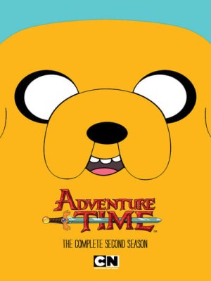 Bộ phim Adventure Time kể về cuộc phiêu lưu của Finn, một cậu bé con người, và Jake, một con chó có khả năng biến hình. Họ sống ở đại lục Land of Ooo, nơi mà phép thuật và công nghệ hiện đại hòa quyện vào nhau. Trong mỗi tập phim, Finn và Jake đối mặt với các thử thách và gặp gỡ nhiều nhân vật độc đáo, từ tiên nữ Bubblegum Princess đến bánh mì đại ác The Lich.