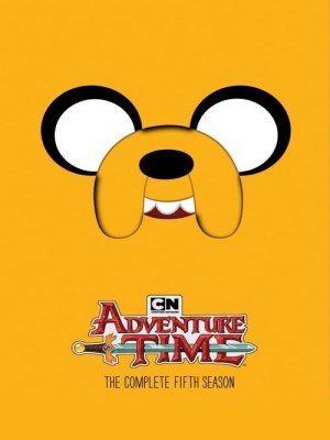 Bộ phim&nbsp;Adventure Time&nbsp;kể về cuộc phiêu lưu của Finn, một cậu bé con người, và Jake, một con chó có khả năng biến hình. Họ sống ở đại lục Land of Ooo, nơi mà phép thuật và công nghệ hiện đại hòa quyện vào nhau. Trong mỗi tập phim, Finn và Jake đối mặt với các thử thách và gặp gỡ nhiều nhân vật độc đáo, từ tiên nữ Bubblegum Princess đến bánh mì đại ác The Lich.