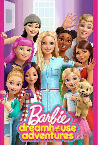 Barbie cùng những người bạn lên đường đi du lịch bãi biển, ghé nhà của dì cô ở Wisconsin và đến Hội nghị Người cá.