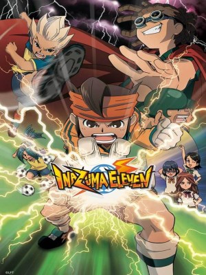 Inazuma Eleven kể về cuộc hành trình của Endou Mamoru, một thủ môn trẻ đầy nhiệt huyết và là đội trưởng của đội bóng trường trung học Raimon. Endou là cháu trai của một thủ môn huyền thoại, và cậu quyết tâm hồi sinh đội bóng đá của trường mình, vốn đã không còn hoạt động. Endou cùng với các đồng đội mới của mình phải đối mặt với nhiều đội bóng khác nhau, mỗi đội đều có những cầu thủ sở hữu kỹ năng và kỹ thuật đặc biệt. Họ không chỉ chơi bóng đá thông thường mà còn sử dụng các kỹ năng "siêu nhiên" được gọi là Hissatsu Waza (Kỹ năng quyết định) để chiến đấu trên sân cỏ. Câu chuyện theo chân hành trình của đội Raimon khi họ thi đấu trong nhiều giải đấu khác nhau, đối đầu với những đối thủ mạnh mẽ và khám phá những bí ẩn đằng sau các đội bóng.